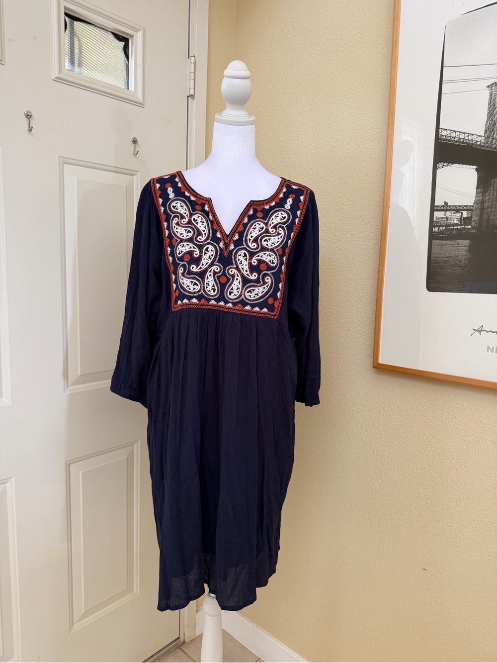 NWT White Mark Navy Embroidered Paisley V-Neck Long Sleeve Dress Size 2X